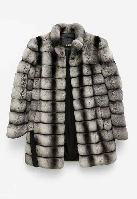 Шуба из натурального меха шиншиллы