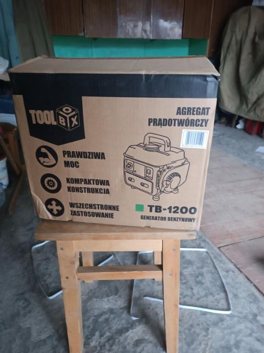 Продаю генератор бензиновий