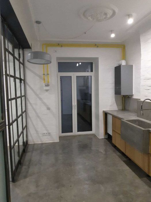 Продам офіс 105м.кв Центр. п-к. Шевченко Яворницкого