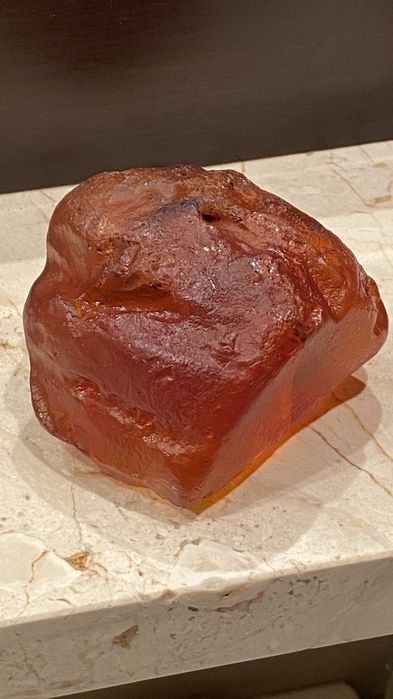 Bursztyn baltycki surowy(202g.) baltic amber
