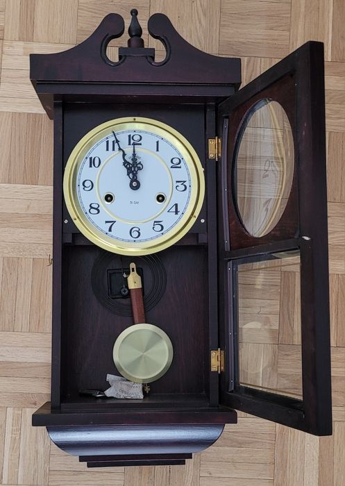 Zagar ścienny wahadłowy ok 60 cm.