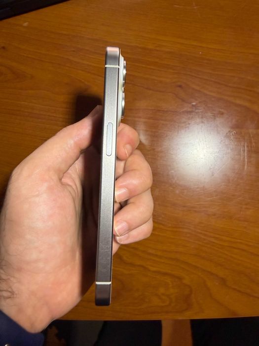 Iphone 15 pro 128 GB branco com 1 ano de garantia