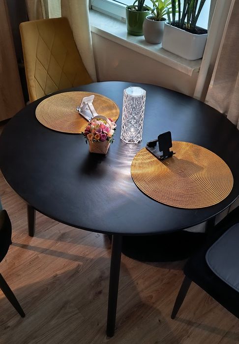 Stół okrągły IKEA LISABO czarny