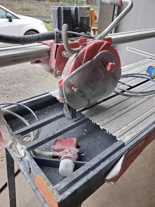 Vendo maquina de corte a água