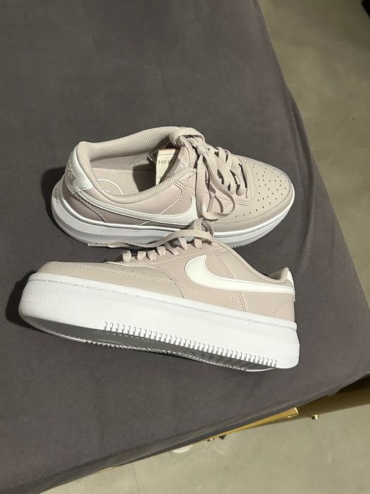 Nike nowe 40 rozmiar damskie