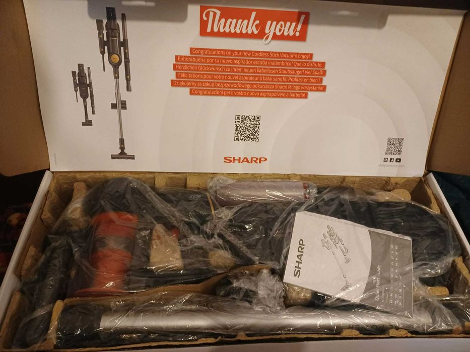 Odkurzacz SHARP Dual Power Ultra VC-SV28AEU-B z dwiema bateriami- nowy