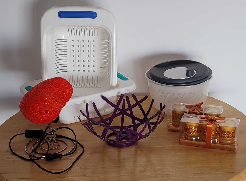 Vendo vários objetos à escolha (3 euros cada um)