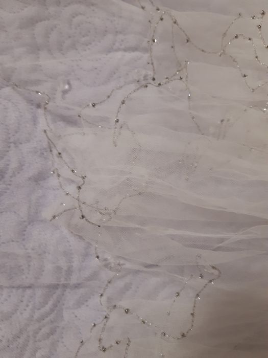 Klasyczna suknia ślubna.