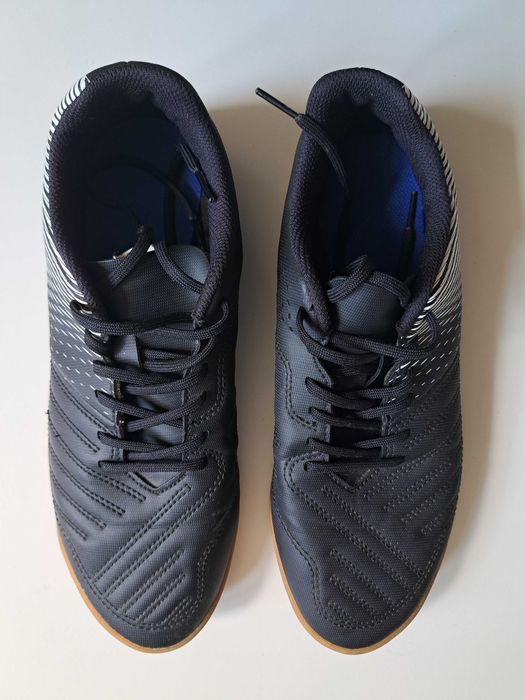Buty halowe do piłki nożnej – rozmiar 42