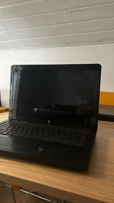 Computador portátil a funcionar bem