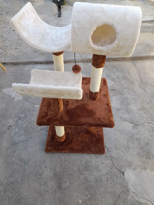 Arranhador para gatos quase novo