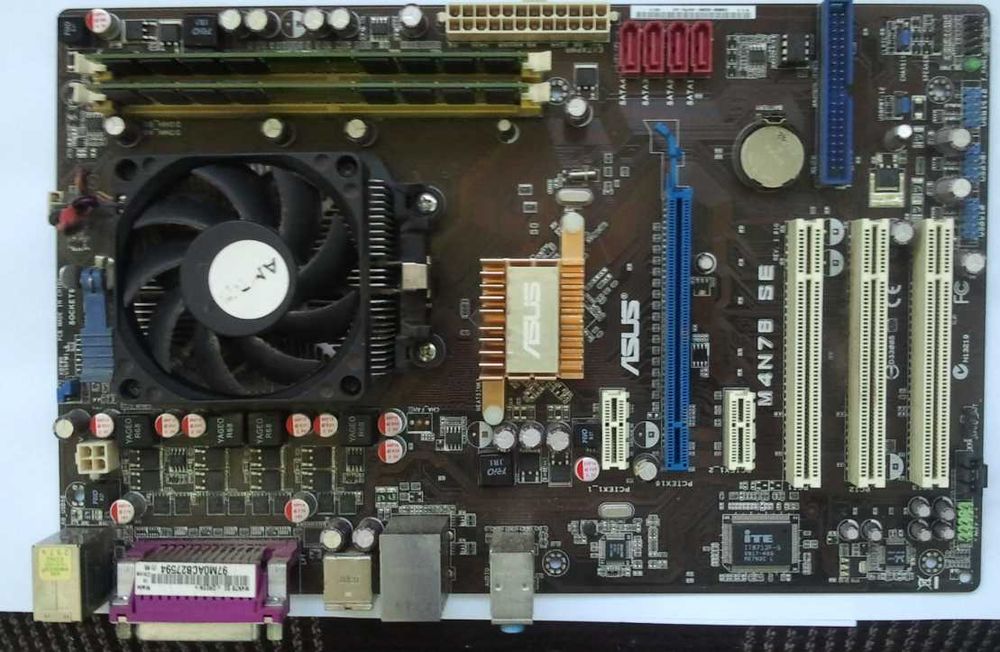 Материнська плата Asus m4a78 SE