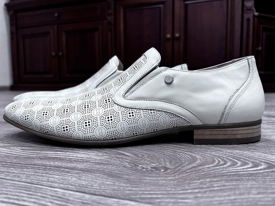 Шкіряні чоловічі туфлі