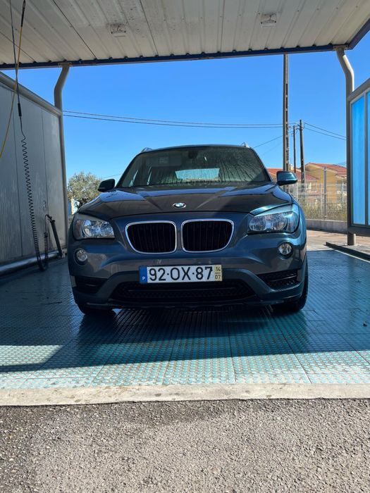 Bmw x1 cor :cinzento