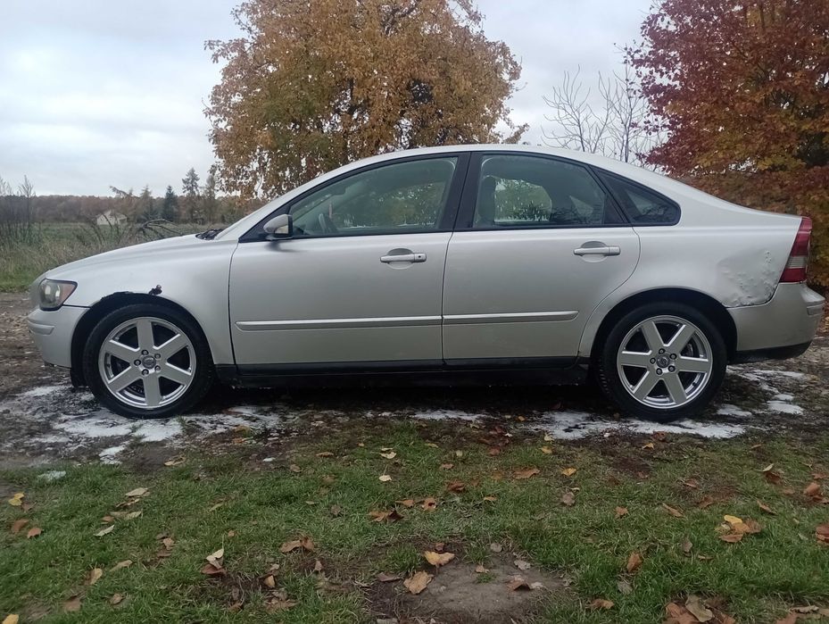 Volvo S40 2.0 Diesel Lekko Uszkodzony