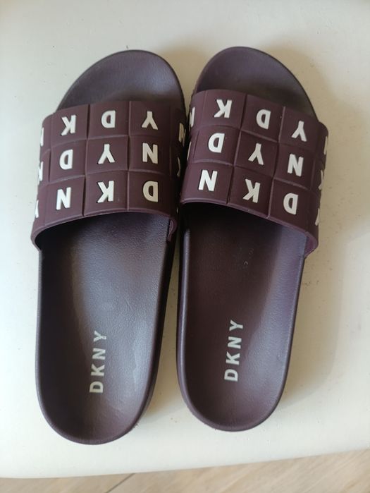 Klapki DKNY rozmiar 39