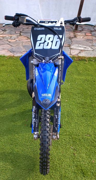 YAMAHA YZ 250 ---