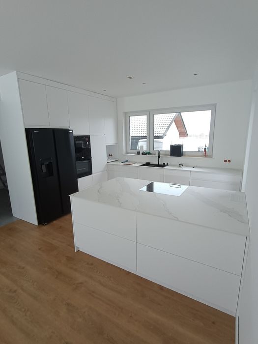 Meble na wymiar kuchnie szafy przesuwne MONTAŻ