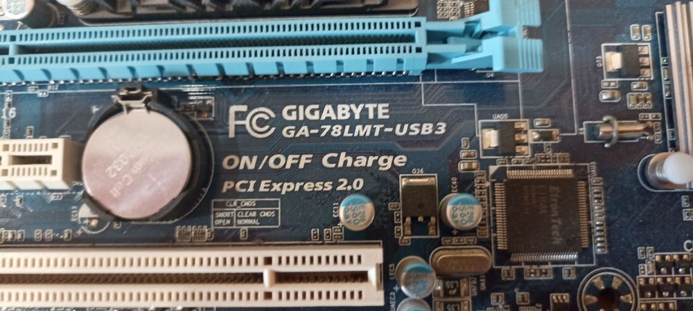 Комплект материнской платы GIGABYTE