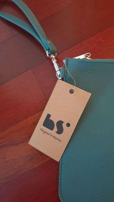 Pochete nova senhora