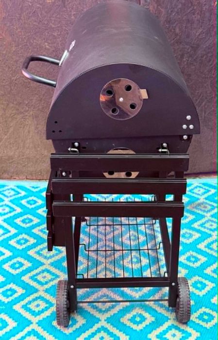 Duzy Grill Węglowy m-ki Lund z termometrem o wym. 52 cm x 94 cm x 107 cm stan bdb