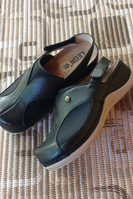 Сабо ортопедичні leon босоніжки 39 р шкіра стан нового взуття