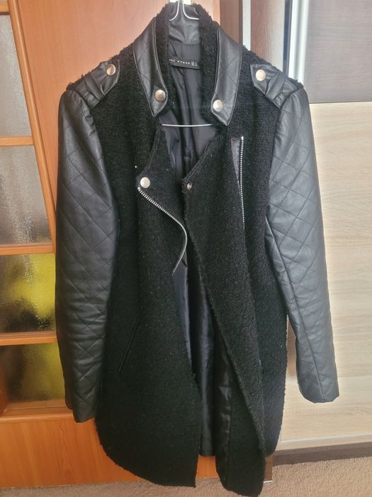 Czarna kurtka/płaszcz