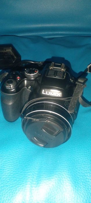 Camera lumix fz 200