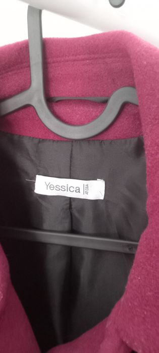 Vendo casaco bordeaux