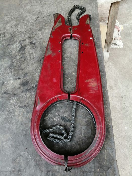 Кожух цепи явы 250 с цепью