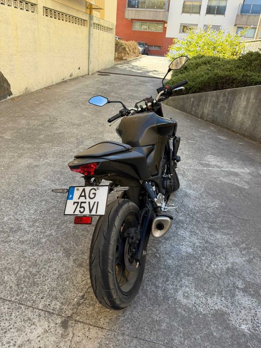 MT-03 | 2021 | 9800 KMs