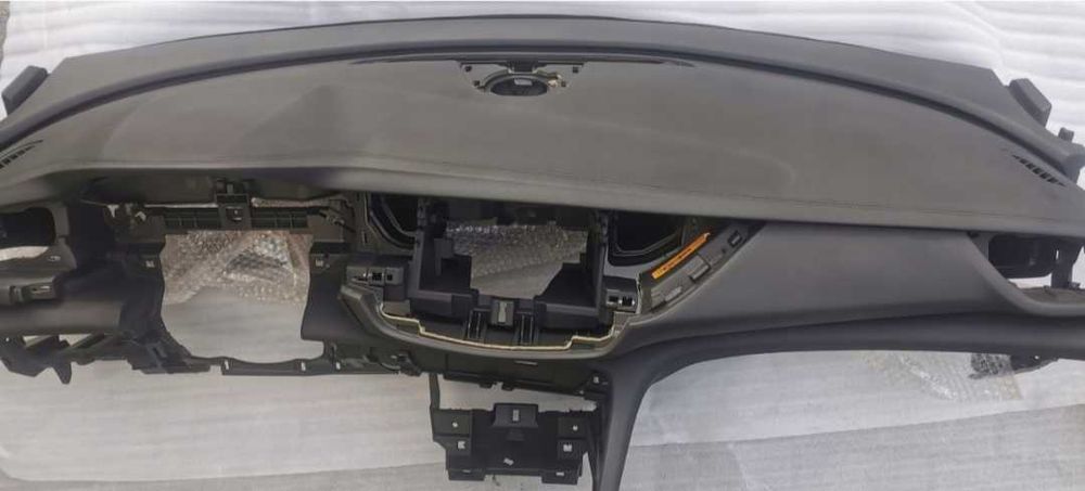 Oryginał OPEL INSIGNIA B II konsola deska skóra