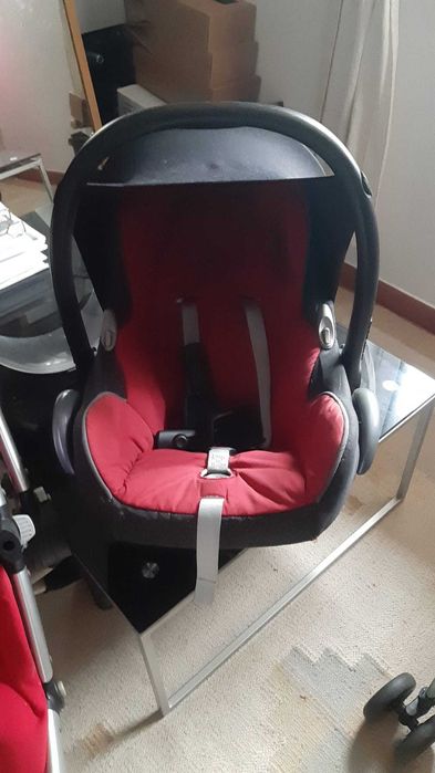 Carrinho de bebe Quinny com ovo
