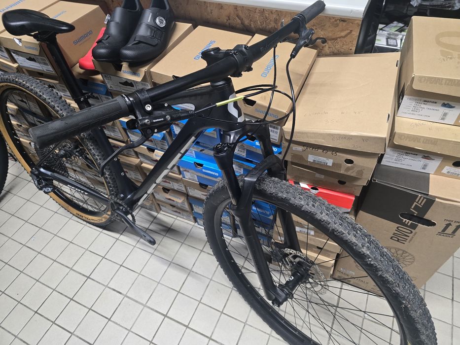 Scott scale 29 12x1v m com rock shox