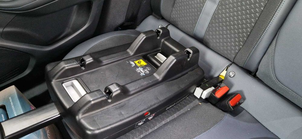 Maxi Cosi - Ovinho Marble + Isofix