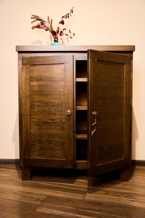 Шкаф для взуття з масива дуба