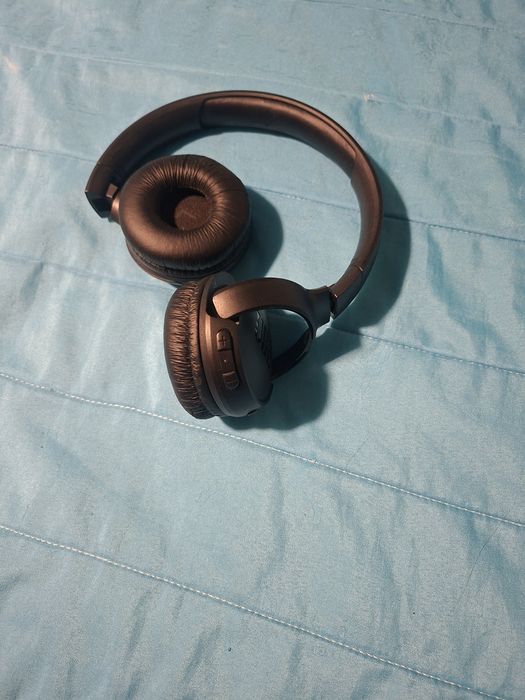 Fones Bluetooth JBL 500bt