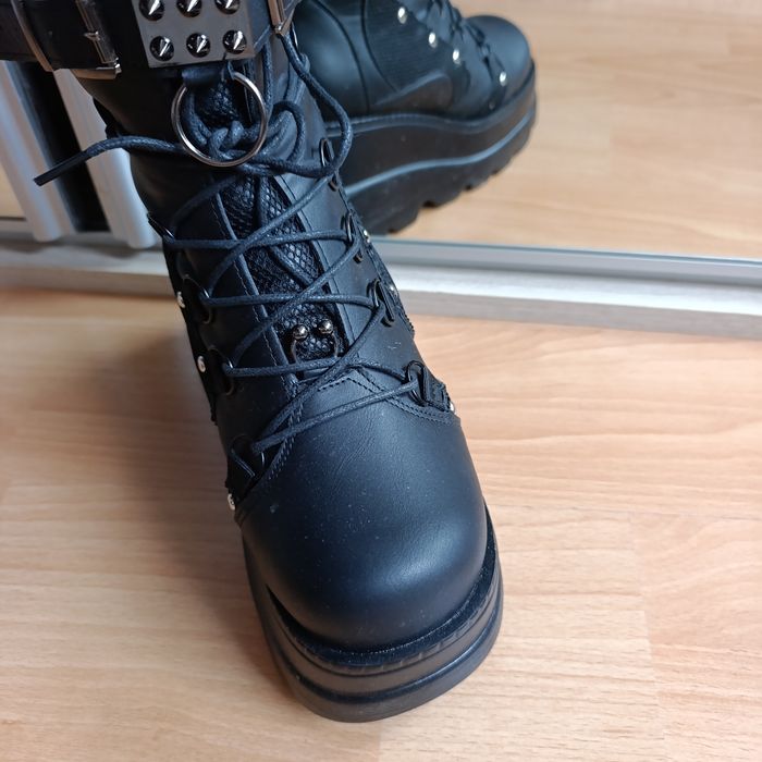 Botki na platformie 38