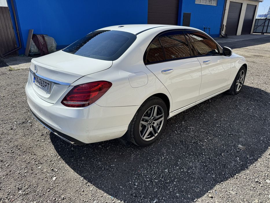 Продам Mercedes c300
