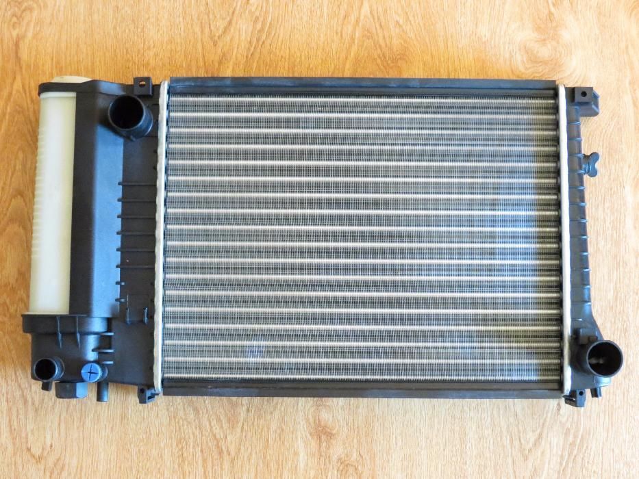 Радиатор охлаждения + кондиционера BMW E30 E34 E36 E46 E39 520 523 528