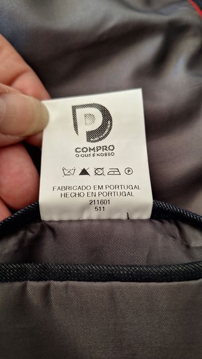 Um Fato masculino