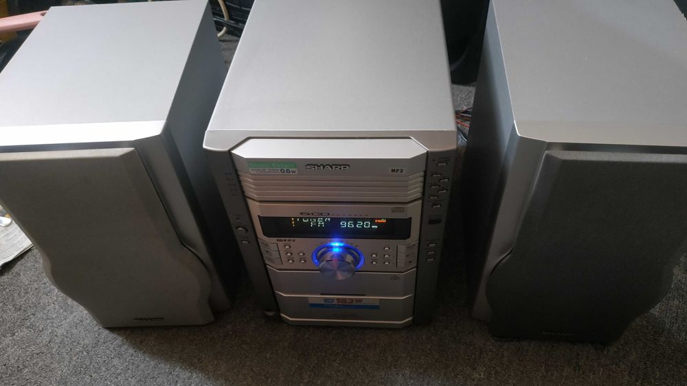 Mini wieża Sharp XL HP 434