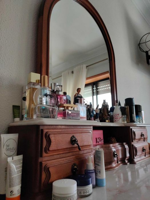 Mobília de quarto maciço