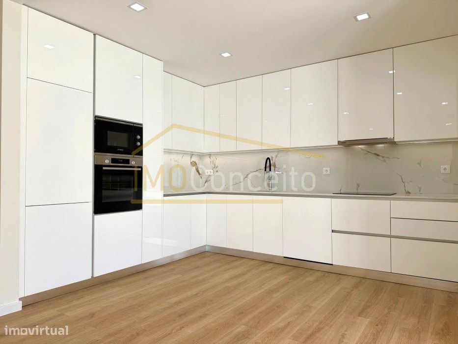 Apartamento T3 - Logradouro de 223m2 - Entroncamento
