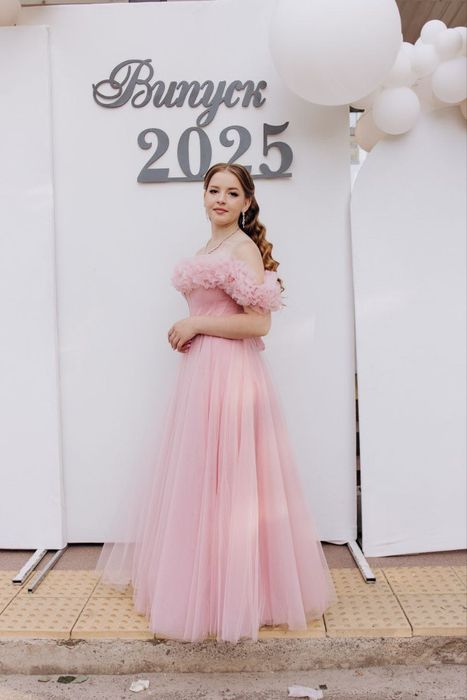 Сукня випускна/вечірня з корсетом і рюшами довга