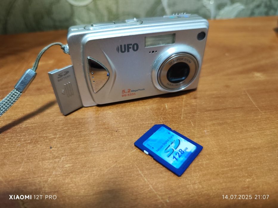 Продам фотоаппарат UFO ds 5331