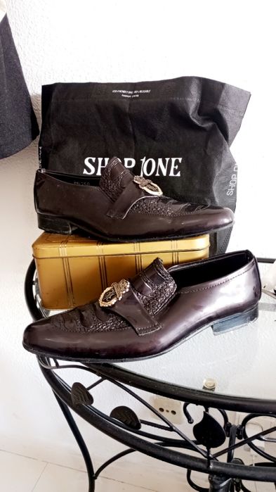 Vendo este sapato alta qualidade ,cabedal a 18€ negociavel