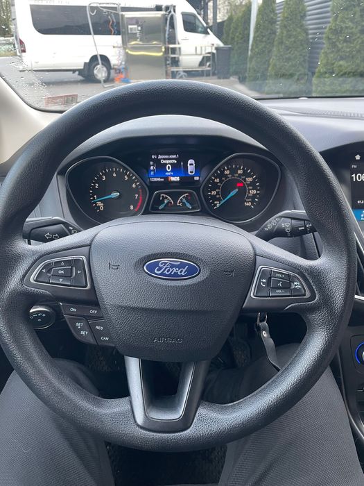 Продам Ford Focus — надійний, економний та комфортний автомобіль