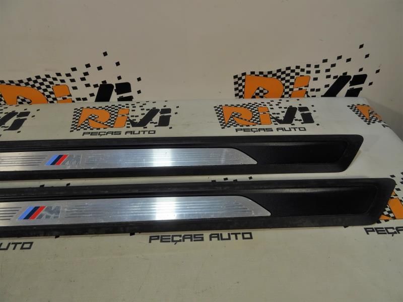 Conjunto de frisos BMW 1 (F21)