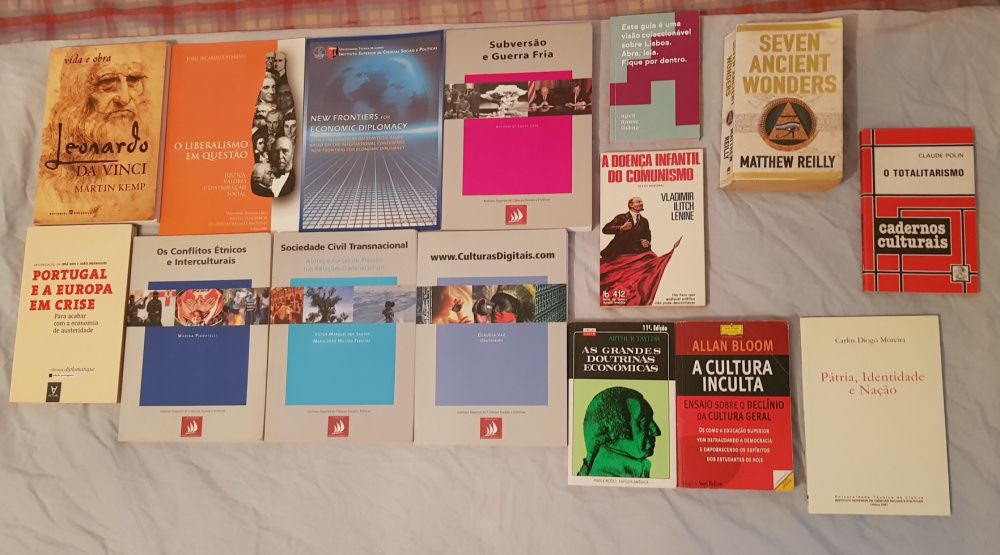 Livros Vários em bom estado